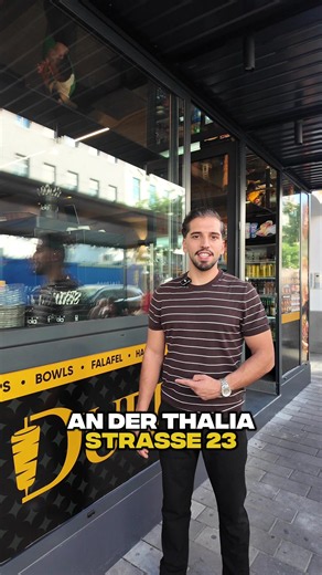 🔥 DURU DÖNER UM 3,50€ – NUR DIESEN MITTWOCH! 🔥 Wir feiern 15 Jahre Duru an der Thaliastraße 23 – und möchten einfach DANKE sagen. ❤️ Deshalb gibt’s am Mittwoch, 23.09.2026: 🥙 Hühnerdöner um nur 3,50 € 🥙 Kalbdöner um nur 4,50 € 🔥 Adana Kebab um nur 8 € Und passend dazu haben wir auch unser Lokal frisch renoviert. Kommt vorbei, holt euch euren Döner und schaut euch den neuen Look an! 🙌 📍 Duru – Thaliastraße 23 Wichtig: Pro Person gilt 1 Döner zum Aktionspreis. Die Aktion gilt ausschließlich