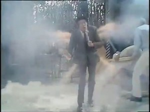 Some Mothers Do Ave Em  S2/E4 'Frank And Marvin' Michael Crawford • Michele Dotrice • Christopher Ti