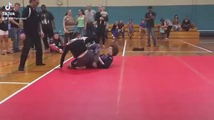 stomp heel hook.mp4