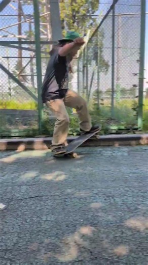 苦手なボードスライド練習🔥 #スケボー #skateboarding