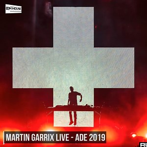 9.5K views · 1K reactions | Martin Garrix with his unreleased remix of 'Someone You Loved'! | EDMHouseNetwork | Facebook
