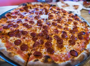 8 Best Slices of Pizza In NYC, According to Chefs