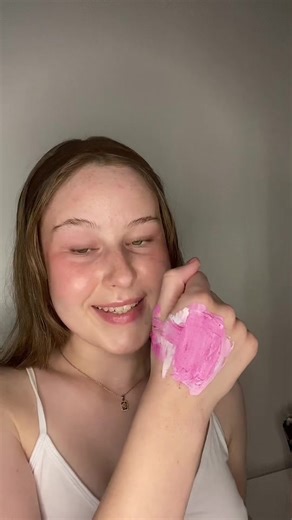 Hey, Here is how I use the @Mehron Makeup clown White body paint💗#Idreamaboutmakeup #colorfulmakeup #mehronmakeup #makeup #facepaint