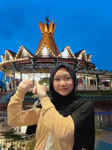 Dufan Ancol vlog: Wahana Velocity meski kehujanan