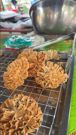 Golden Thai Lotus Flower Cookies (Dok Jok) Must Try! - Authentic Thai Dessert - Thai Street Food