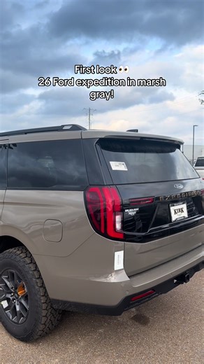 First Look at the 2026 Ford Expedition in Marsh Gray