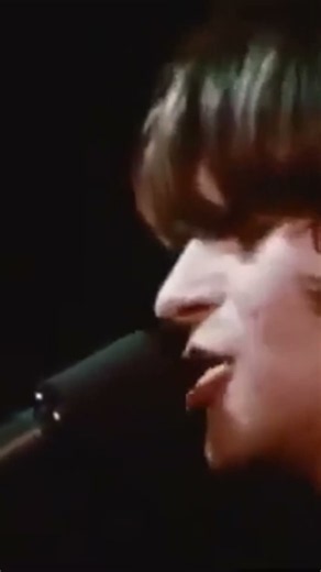 "Keep on Chooglin'," live in Paris.