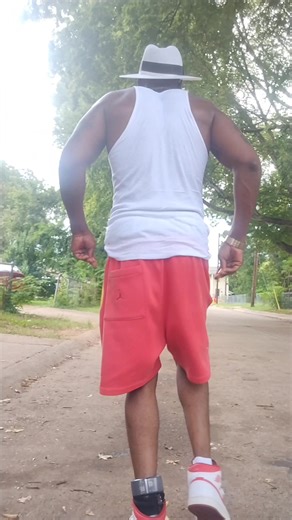 🦍❤️‍🔥💰💪👑🗣️Throw Back Thursday🙏❤️‍🔥I'm just tryna have a Better day than yesterday🔪❤️‍🔥🦅BirdDogg aka Mr JQB ON | Barry Washington