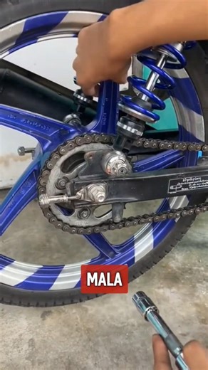 ❌THE MISTAKE EVERYONE MAKES WITH THEIR MOTORCYCLE CHAIN ​​🏍️⛓️#motorcyclemechanics #onlineworkshop