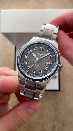 Montblanc's Adventure-Ready Watch: Unboxing The Date 0 Oxygen The 8000