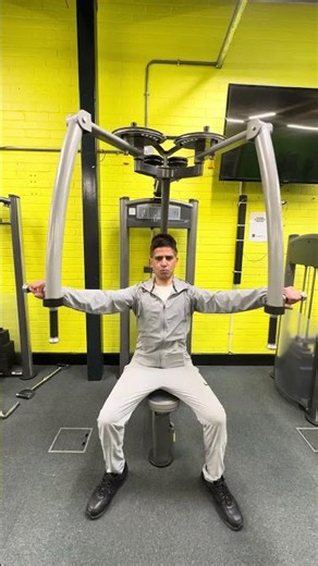 How To Do Pec Deck Flys Correctly (Stop Making These Mistakes!)