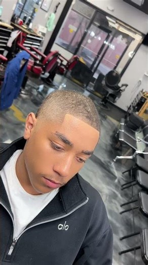 Challenging Canvas, Premium Execution.Turning inconsistency into a clean uniform look Everytime💎