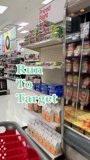 So good 🤤#targetfinds #oreo #oreocookies #targetrun #targetmusthaves #targettok #foodtiktok #snacktok #targettok #targetstore #target #cookies @theoreoofficial