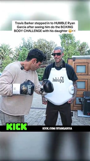 Travis Barker HUMBLED Ryan Garcia after seeing him do the BOXING BODY CHALLENGE with his daughter 😳👀