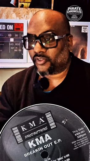 Maddness kma | Presenter & Content Creator on Instagram: "Part 2 | KAOTIC MADDNESS - #KMA Backstory 🤯 The behind-the-scenes look at how mid-90s Dubplates introduced breakbeats to #UKG before adding Melissa DeSa's vocal samples, all while fitting the beats into mere seconds of sampling time! 🎶 #UKGarage #GarageHistory #DubplateCulture Music Beats Samples History Culture"