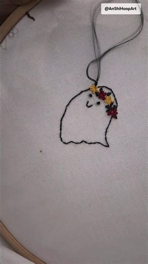 Cute Ghost Hand Embroidery Design 👻🌸 | Easy Flower Crown | AnShiHoopArt