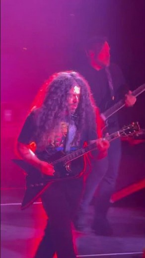 Coheed and Cambria - Mother (Danzig cover) live at Rupp Arena in Lexington, KY.