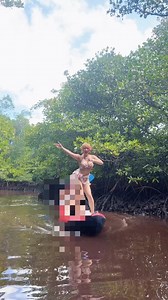レンボンガン島のマングローブ林🌳 これするためにカヤックにした🚣‍♀️ めっちゃ海綺麗だった໒꒰ྀི ∩˃ ᵕ ˂∩ ꒱ྀི১ #バリ島 #レンボンガン島 #夜の踊り子 #bali #マングローブ
