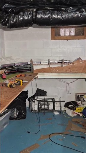 John's 0 gauge train build progress