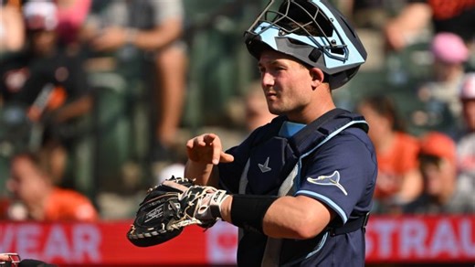 Red Sox sign former 1st-round pick catcher to free agent contract