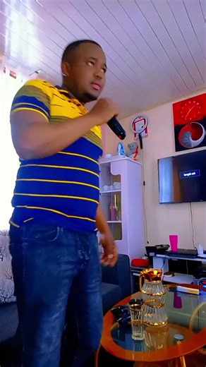 DANCER FOR HIRE 🤣 #kenyantiktok🇰🇪 #signorted #fyp #VIRAL