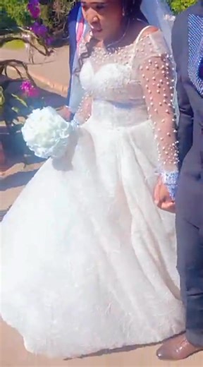 Mulher batalhadora | King Bryce Ndove