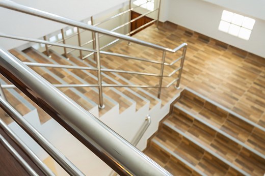 La norme NF P01-012 sur les garde-corps en images