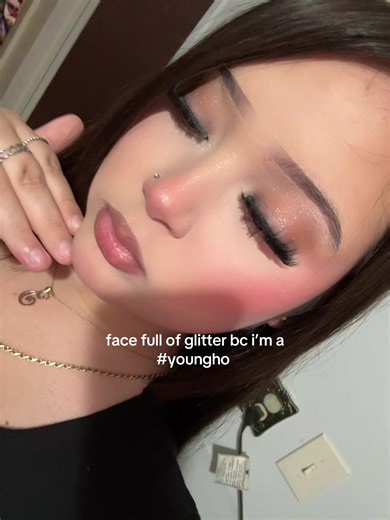 Create Luscious Lashes with Fenty Beauty