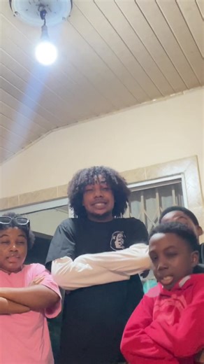 @Fireboy DML we’ve got vibes 😂