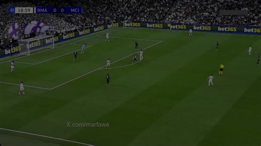 ‏تحت الشباك {فالفردي}🫡🔥.#realmadrid #valverde #viral #تصميم #fyp