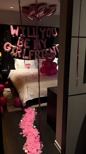 Unique Proposal Set-Up: Will You Be My Girlfriend?