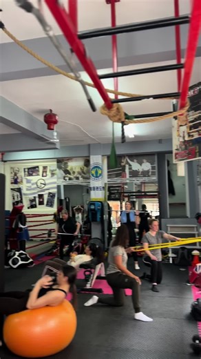 Πρωινό τμήμα cross training!##team ##foryou##cross#fitnessgreece##fypp