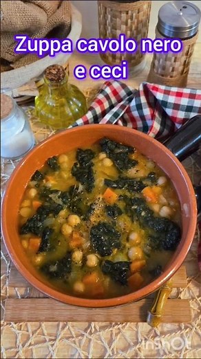 ZUPPA DETOX CECI E CAVOLO NERO. Ricetta completa sul mio canale youtube IN CUCINA CON MOKA #zuppa