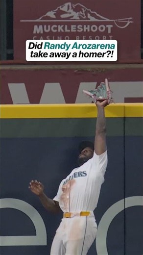 Randy Arozarena GOES UP to make the catch! 😱 #mlb #mariners