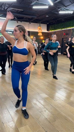 The ladies 💅🏻 Join us for Advanced On2 Salsa Shines (& Partnerwork) every Wednesday at 8 pm! | Iroko Dance Academy