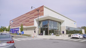 Check out the incredible time we had at the inaugural CareFirst Community Health Fair at CareFirst Arena! Together with trusted community partners, we made care more accessible for everyone—offering free food, flu shots, health screenings and family fun. Our favorite moments: 💉 32 free flu shots from Giant Pharmacy (Giant Food) 🍎 6,300 lbs. of fresh produce provided by Dreaming Out Loud, Inc. 🚇 Free WMATA metro cards 🎶 Live Go-Go performance by The Experience Band & Show 💙 47 CareFirst Diff