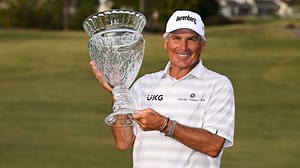 Fred Couples shoots 12-under 60 in Round 3 of SAS Championship