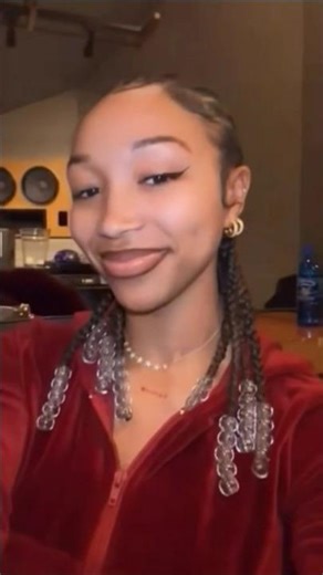 Hey Team OMG, message from ‪@ZonniqueJailee‬