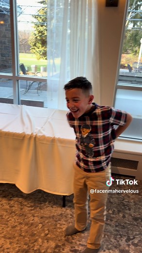 Hilarious Nephew Wedgie Moments with Chicago Bears Fan