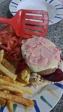 EL CHEF LOCO ,CON SU REMOLACHA.