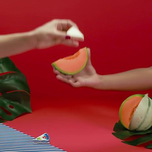 When your fruit is smiling and your cheese is laughing, you can't help but be happy too! | The Laughing Cow Canada