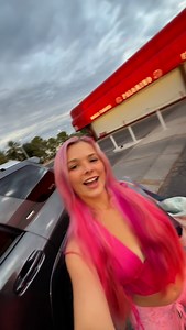 I’m actually obsessed with Palomino Club’s dressing room like the lighting is YAAAASx1000!! I’m actually working a shift here tonight if anyone wants to stop by (; #stripping #dancerlifestyle | Charm Daze