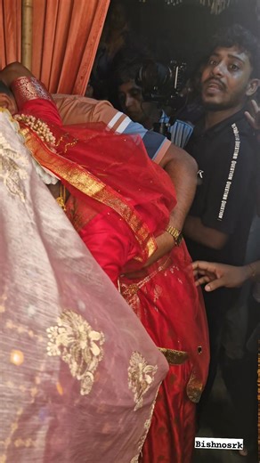 6.5M views · 24K reactions | Sad moments 梁 #viralreelschallenge #sadmoments #bridecrying #wedding | Bishno Srk | Facebook