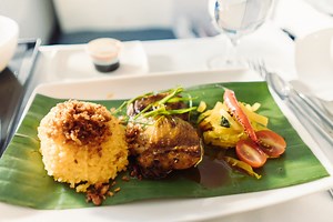 Chef JP Anglo launches his Business Class menu on board PR112. Join him in PAL's Business Class journey, from check-in, Mabuhay Lounge to the boarding gates. | Philippine Airlines