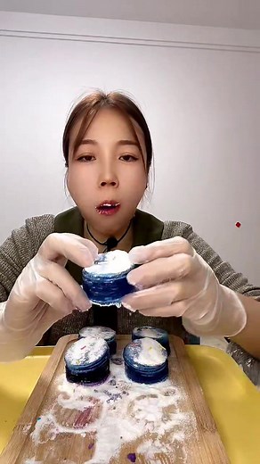 29K views · 1.1K reactions | #iceeatingasmr #iceeating #iceasmr #ice #asmr | Crunchy Ice Vibes | Facebook