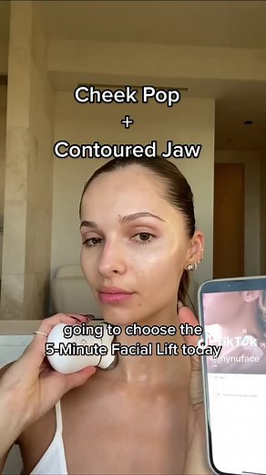 5-Minute Cheek Pop and Contoured Jaw with NuFACE® Smart App