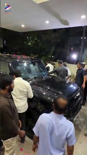 ఫ్యామిలీ తో కలిసి సక్సెస్ ని సెలెబ్రేట్ చేసుకున్న #TVK చీఫ్ #ThalapathyVijay ❤️ | #TVKVijay | TFN