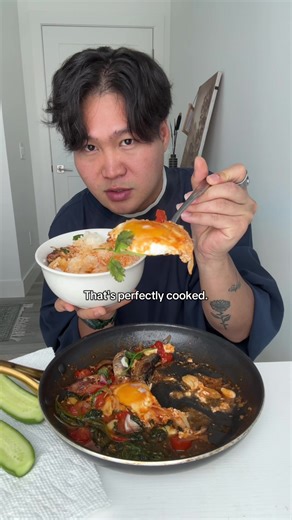 The best meal! 10/10! Easy to make with the best taste! #sardine #sardines #sardinesfordinner #sardinestomatosauce #mukbang