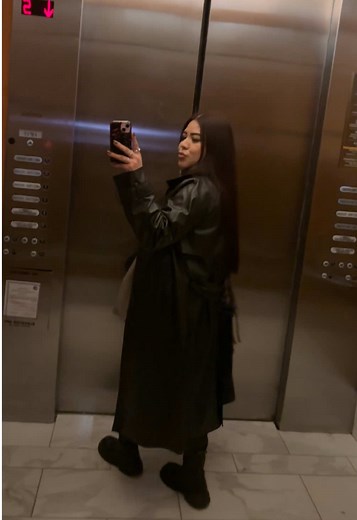 Stylish Long Trench Coats for Chicago's Winter