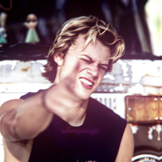 this is probs my fav edit😭|| dt:@bnkzssn @voidmayaa @ncyedits @voidszfx @filix.aep @solnyyy @aep.pankow @odaspedit #jjmaybank #jjmaybankedit #rudypankow #rudypankowedit #outerbanks #outerbanksedit #netflix #netflixseries #netfixseriesedit #obxedit #obx #foryoupage #viral_video #trendingsong #trending #aftereffects #plsviraltiktok #goviral #plsviralonfyp #ineedtogoviral